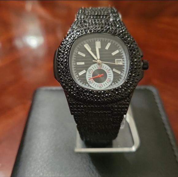 Mens Iced Luxury Fully Covered Black Simulated Diamonds Quartz Movement Watch - Picture 6 of 11